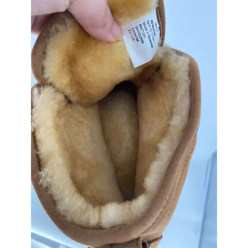 L.L. Bean Wicked Good Lodge Chukka Boots Mens 10 Med Suede Shearling Moccasin